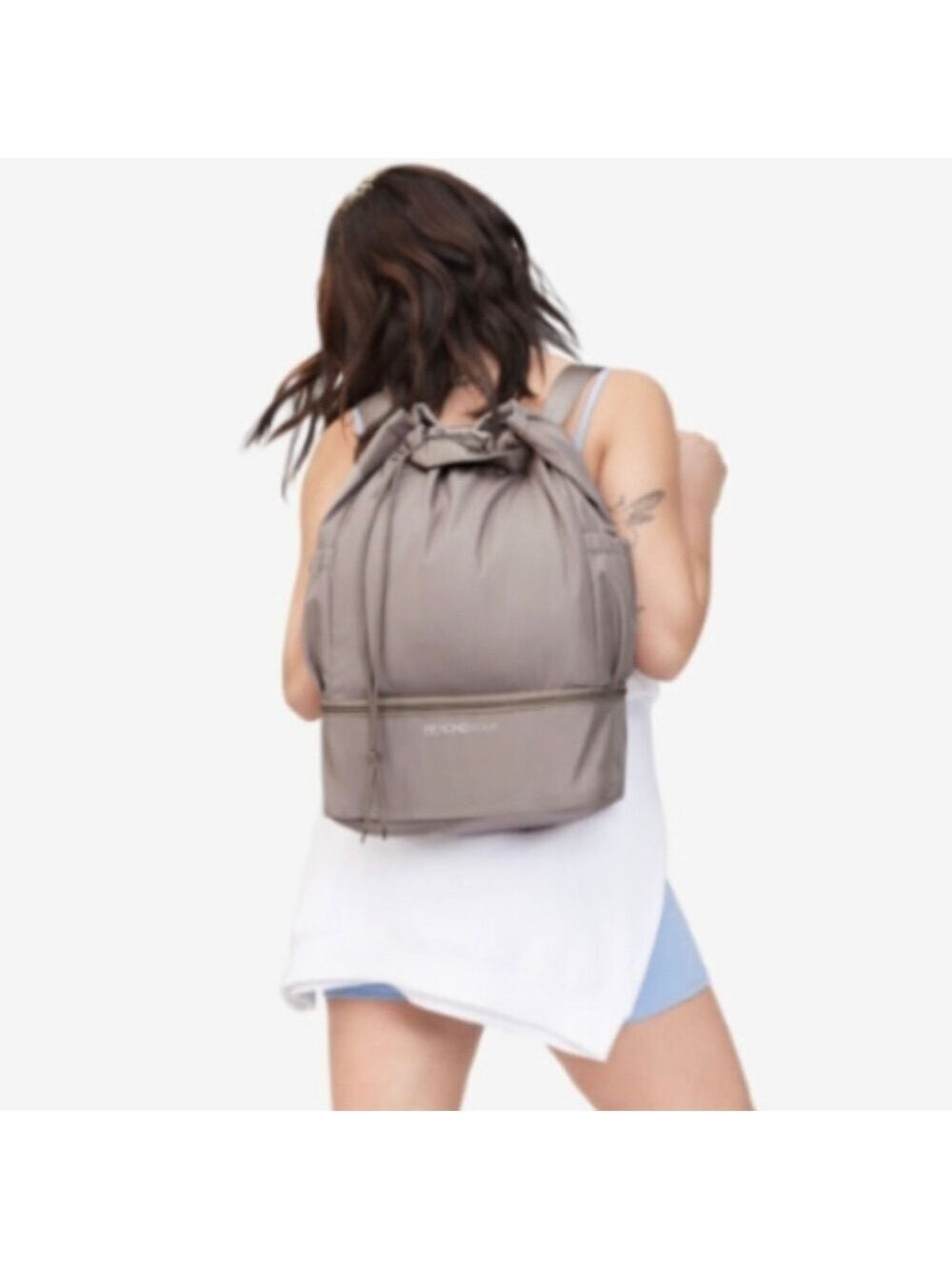 Beyond Yoga Convertible Gym Bag Backpack in Birch NEW! - Picture 3 of 12